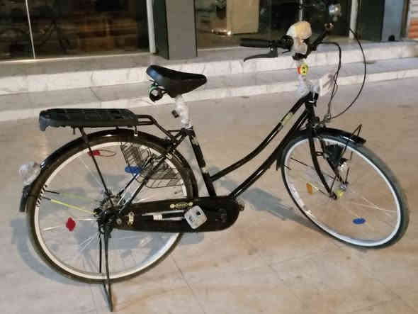 السلام عليكم باسكل جديد بعده خير من الله باسكل بعينك ي حله السعر 150 وبي مجال لطيبين بشكل فول رقم ***********
