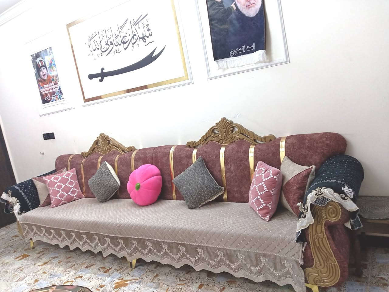 تخم 16 مقعد جديد تزكام مستخدم شهر واحد البيع لغرض السفر +برده +مفارش +كوشات
للاستفسار الاتصال على الرقم
***********
