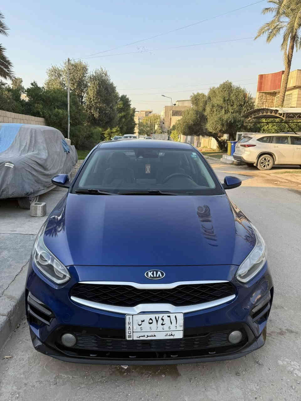 السلام عليكم
للبيع فورتي 
موديل2021
صبغ دعامية خلفية 
صور حادث وسونار ب منشور 
سيارة جديدة بدون اي نقص 
سعر143وبي مجال قليل 
الاتصال***********
مكاني بغداد حي قادسية
