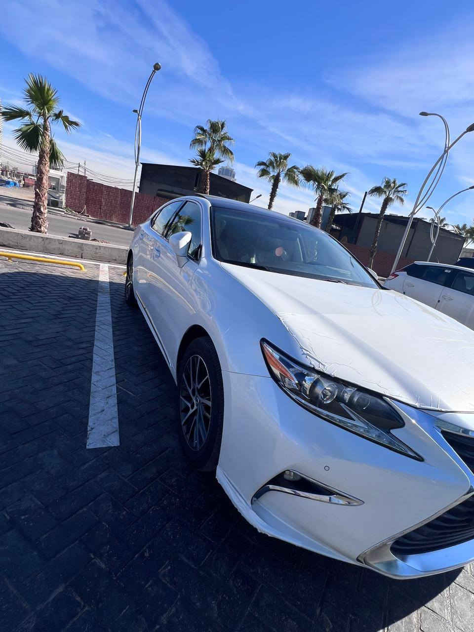 ليكزز es350 مواصفات فول 1/1خليجي شركه ساز  سيارة لوك مثابه زيرو  مكفوله كفاله على وضع شركه  للااستفسار *********** واتساب
محرك 6 سلندر
بانوراما
داخل مشمشي 
كشن ملكي
كشن خزن وتبريد
حساسات
3 مود درايف
تحديد سرعة
5 برداد
داخل ليد
ليد تهاري
نشرة ليكزز بالبوب
سبير و دوشمه بالكيس ما مستخدم أربيل, العراق
