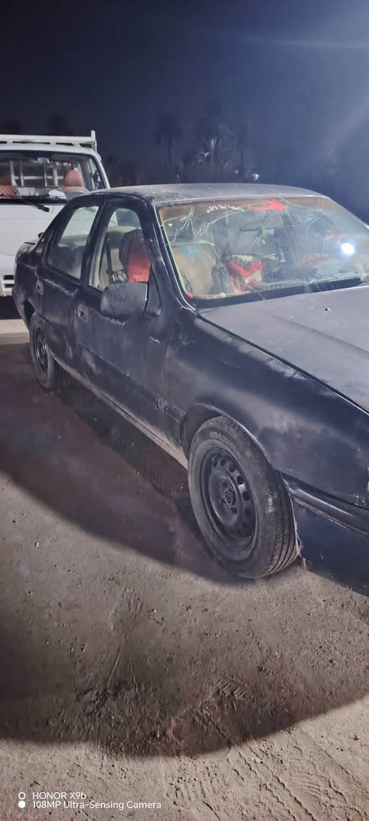 السلام عليكم فكتره للبيع موديل 91كير ومحرك واكسن كفاله المحرك 1600 سياره بلاديه مابيه قطره صبغ رقم بغداد نكليزي بسمي سنويه جديده دوشمه نضيفه السياره تخم تاير مكاني بابل مشروع المسيب السعر ب 30وبيه مجاب الشراي يتصل على رقمي وبيه خير ويدلل ***********
