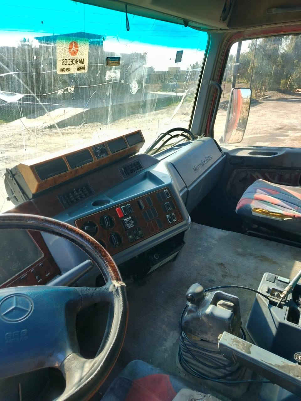 ***********
***********
