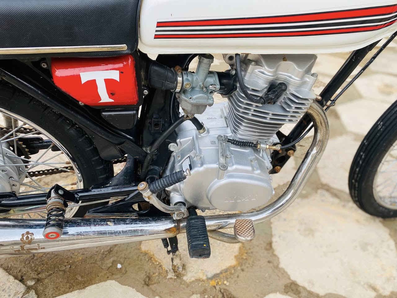 السلام عليكم دراجه للبيع مامفتوحه شلامجه 
ناصريه سيد دخيل سعر 525بيه مجال رچا لمو شراي لا يتعبني ويواعد جذب .وتحياتي👋🏽 متواجد خاص


**إذا كنت صاحب هذا الإعلان وتريد حذفه لأي سبب، رجاءا أرسل رسالة إلى الدعم الفني**