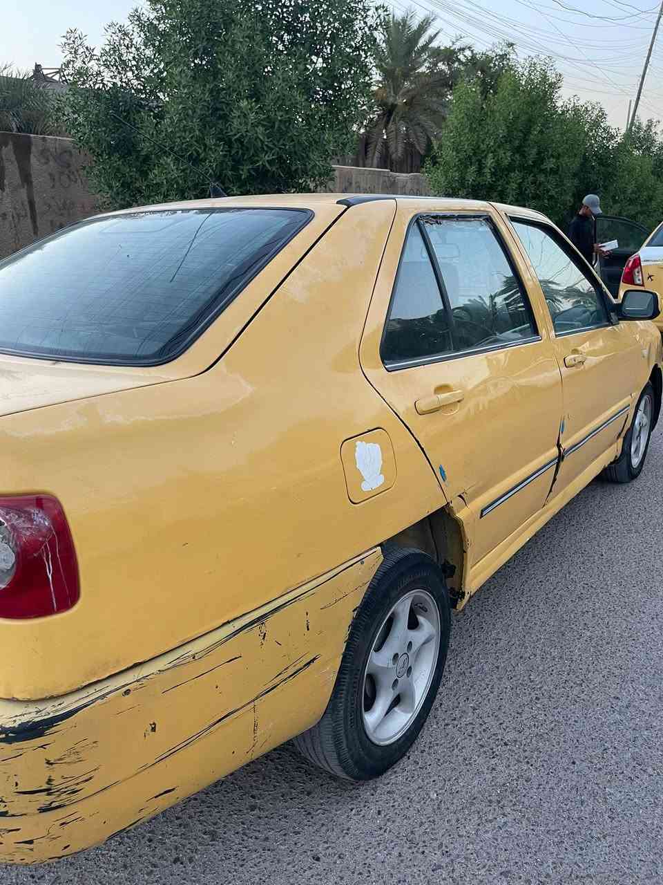 السلام عليكم
شيري كوين كير ومحرك كورلا 
سيارة بدون ضربه قوية وما بيها صبغ بيها طخطخات بسيطة 
كهربائياتها كله شغاله 
تايراتها نظيفة 
باتري جديد
هيئة مصفرة وما عليها غرمات 
سنوية لحد ٢٠٢٧ 
مكانها شارع فلسطين 
سعرها 22
الرقم ***********
