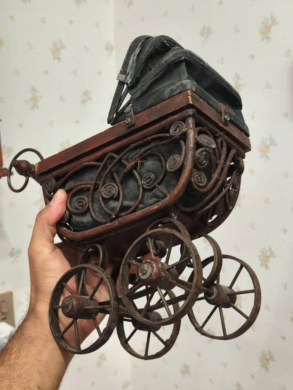 انتيك


**إذا كنت صاحب هذا الإعلان وتريد حذفه لأي سبب، رجاءا أرسل رسالة إلى الدعم الفني**