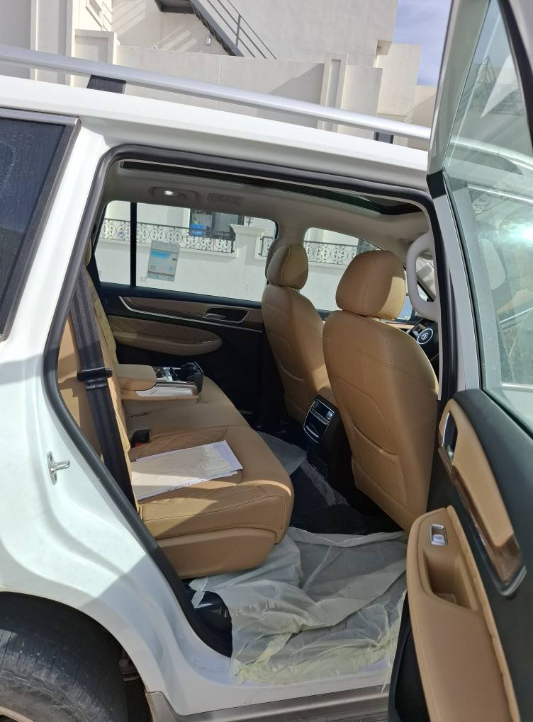 mg RX8 2023 
سەیارەکە 3 مانگە بە سفری لە  شەریکە  دەر هاتوە ئیستا 4هەزار  رۆیشتیە سەیار فول فول مواسەفاتە  سێرێ رێز کوشین  کوشین گەرم سارد  سندوق شەفتە بەسمەیە سەقف پانۆرامەیە فول فولە   ئۆرفردە  بەشی بەفر بەشی شاخ هەموو بەشکانی هەیە دەبڵ ئاکسلە  سەیاەکی تابلی جوانە  سەیارەکە شوختی نیە  دەحامی بۆ دەحامی  زەمانی شەریکەی کارەباید تا 2 ساڵی هەیە گێر مەکینە فیتپەمپ تا 5 ساڵی زەمانی شەریکەی هەیە  سەیارەکە سفری شەریکەی  الحەیدەرە  لە هەولێر  بۆ زانیاری زیاتر  یاخود نرخ پەیوەندیم پیە بکەن *********** واتس ئەپ أربيل, العراق
