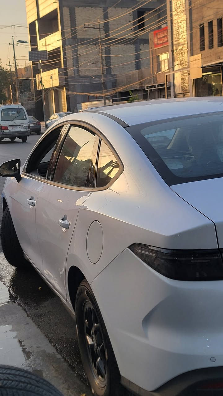 BYD سيل 5
2025 السياره مكفوله كفاله عامه بيهة بس شخط بل دعاميه 
السياره جديده مابيهة اي نقص 
ماشيه /7700
السياره موجوده حي الشباب 
السعر/ 19.700 وبيهة مجال  
الرقم /***********
