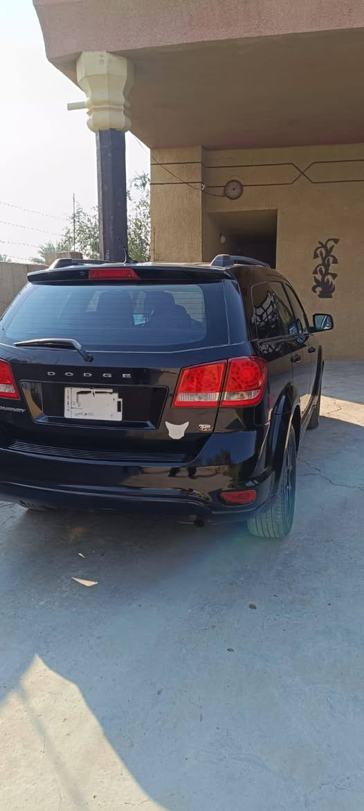 السلام عليكم ورحمة الله وبركاته عدي جورني ٢٠١٤ محرك ٢٤٠٠ قطعة تبريد وحدة سيارة باسمي سنوية تنتهي ب 2026 محرك كير ميكانيك مكفول بيها تبديل ٢ قطعة بنيد وجاملغ مع صبغ باب السايق والباب الخلفي أثر شخط بدون داخل ٧ راكب موقع السيارة بغداد  بجسر ديالى السيارة الاير باك مصلح  مابيها نقص الحمد لله السعر 110 للمعلومات اكثر الإتصال *********** ابو زهراء المهندس
