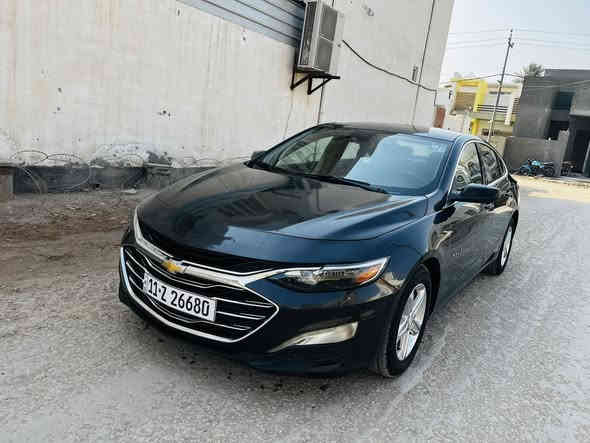 السلام عليكم 
ماليبو موديل ٢٠٢٣ 
رقم بغداد دولي
السيارة ماشية 60
بيه جاملغات ثنين سرقه فقط
نظام ABS 
محرك 1500 تيربو 
مانع انزلاق TCS 
مثبت سرعة 
حساسات  خلفيه
بصمة تشغيل 
بصمة ابواب 
سايد بريك دكمة
نظام فحص ضغط الإطارات 
كامرة خلفية 
شاشة 8 بوصة لمس 
شاشة تدعم اندرويد اوتو
شاشة تدعم ابل كار بلي 
السيارة جاهزة من كلشي ترايها حلو محرك وكير بلادي مكفول
الستفسار ‭0774 849 0477‬
