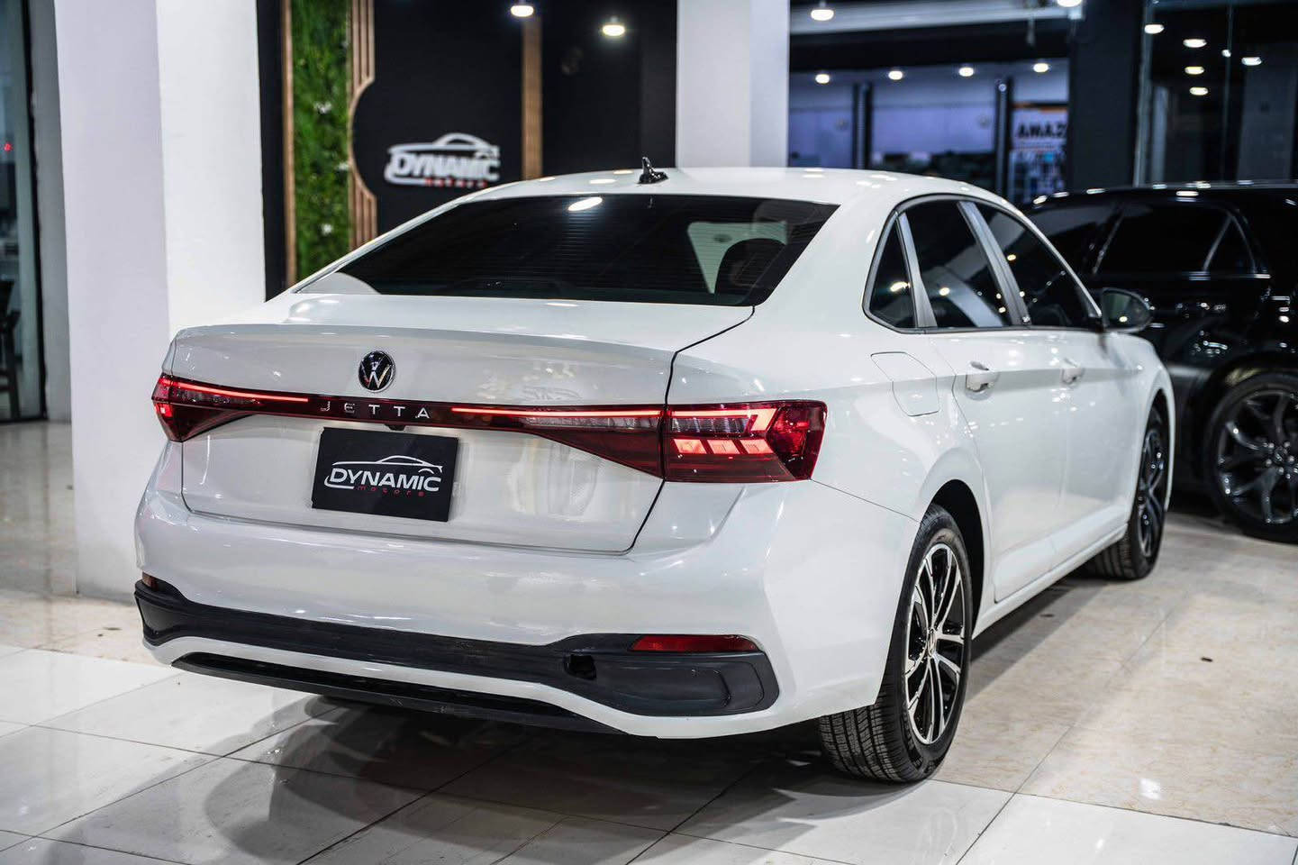 2025 VOLKSWAGEN JETTA 
سعر : 🔥🔥
موديل :2025
مواصفات : S
محرك : 4 سلندر
وارد : امريكي
عداد : 6,000ميل
صبغ : ١ قطعة بدون داخل
ارباك : كل شركة سليم ✅✅
رقم : ( موقط) ( كاتي)
ناونيشان هةولير جادةي حديد و خشب پيشنگاي دايناميك موتورز
بو زانياري زياتر پةيوةندي بكةن بة وتس اب
*********** 
============ أربيل, العراق
