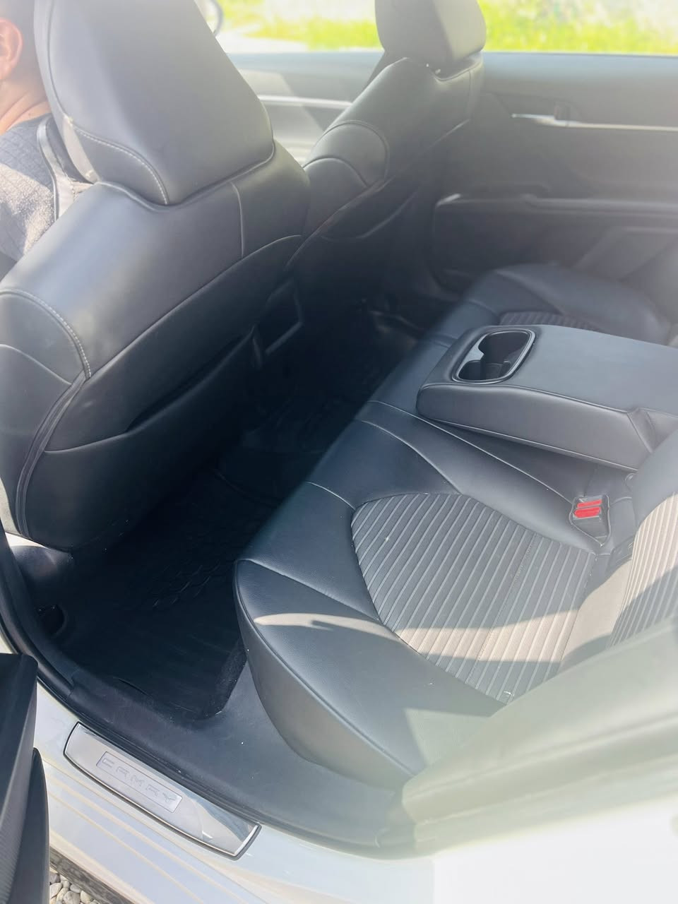 السلام عليكم كامري موديل 2023SE
رقم أربيل شرط التحويل 

كير ومحرك شرط ماشيه 40

______________________

مواصفات SE

كشانه جلد 

شاشه XSE

دوسات .

5 ويل كب 

مانع انزلاق 

3 مودات قياده 

بلجكتورات 

_________________

السياره بيه قطه وحده جاملغ 

بدون دواخل 

بيه مكان واحد بارد 

__________________

مكان السياره القياره قريه الحاج علي 

للستفسار الاتصال علئ الرقم ***********
