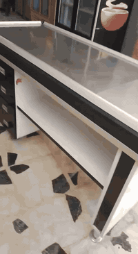 سفينه وصطيه ورفوف جداري وسلات جبس وميز كاشير وسله اندومي وسله كرزات للبيع الشراي يتصل العنوان بغداد واكو توصيل ***********
