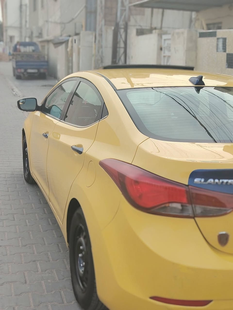 الانترا موديل ٢٠١٦ ماشيه 132 فول مواصفات السيارة للبيع فقط حادثها جاملغ وباب ايرباك بردة فقط مكاني بغداد حي القاهرة السعر 117
***********
