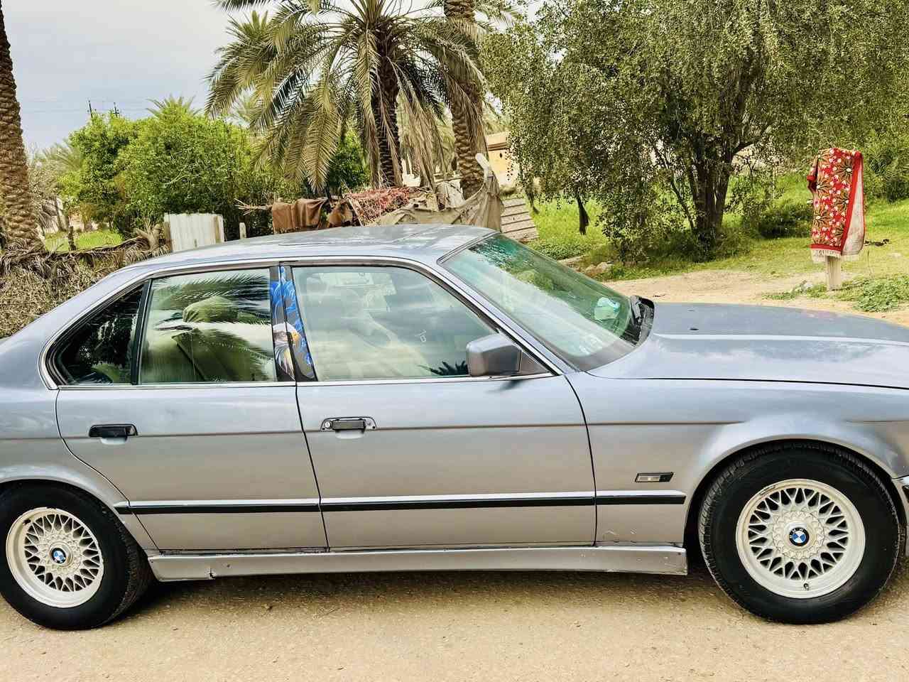 للبيع
بيم 535 موديل 93  رقم بغداد انكليزي مشروع وطني تحويل ثاني يوم
مكينه مفتوح 6 سلندر 3500 كير اوتماتيك 
مكينه وكير شادهم صار 3 اشهر حاويه 
 مصبوغه صبغ عام بدون ضربه مكفوله من ضربه 
 صدر امامي خلفي  تخم تاير ويل خليه 
بجم عريض سلايت  طكتين 
مكان السياره بابل قرب سيطرات الاثار ..
 
السعر  53. وبيها مجال ….

 الاستفسار الاتصال 

***********
