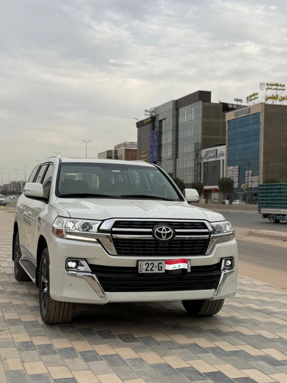تويوتا لاندكروز 2021 فول مواصفات رقم اربيل باسمي كفاله عامه بصمه كشنات كهرباء ثلاجة فتحة سقف حساس امامي خلفي اشاره تتابعيه السعر 505 وبيه مجال بسيط للاستسفار ***********
