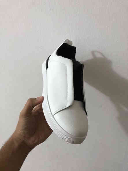 ترانشوز للبيع 
حذاء جديد جديد
قياس 42 
سعره 13 وبي مجال 
نجف حي الجمعية 
***********
