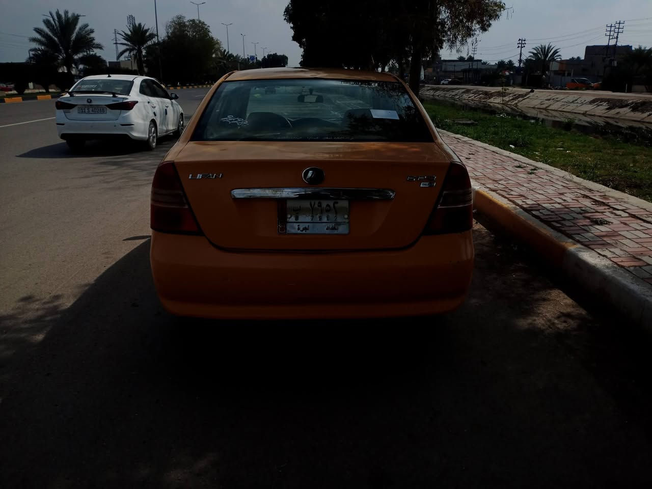 السلام عليكم نيفان موديل 11 ماكينه وقير وحداديه خير من الله مكينه بيها كورولا دير اوتوماتيك مصفره هيئه وغرامات سنويتها لل 28 مكان السياره كربلاء طويريج السعر 27 وبيها مجال رقم الهاتف***********
