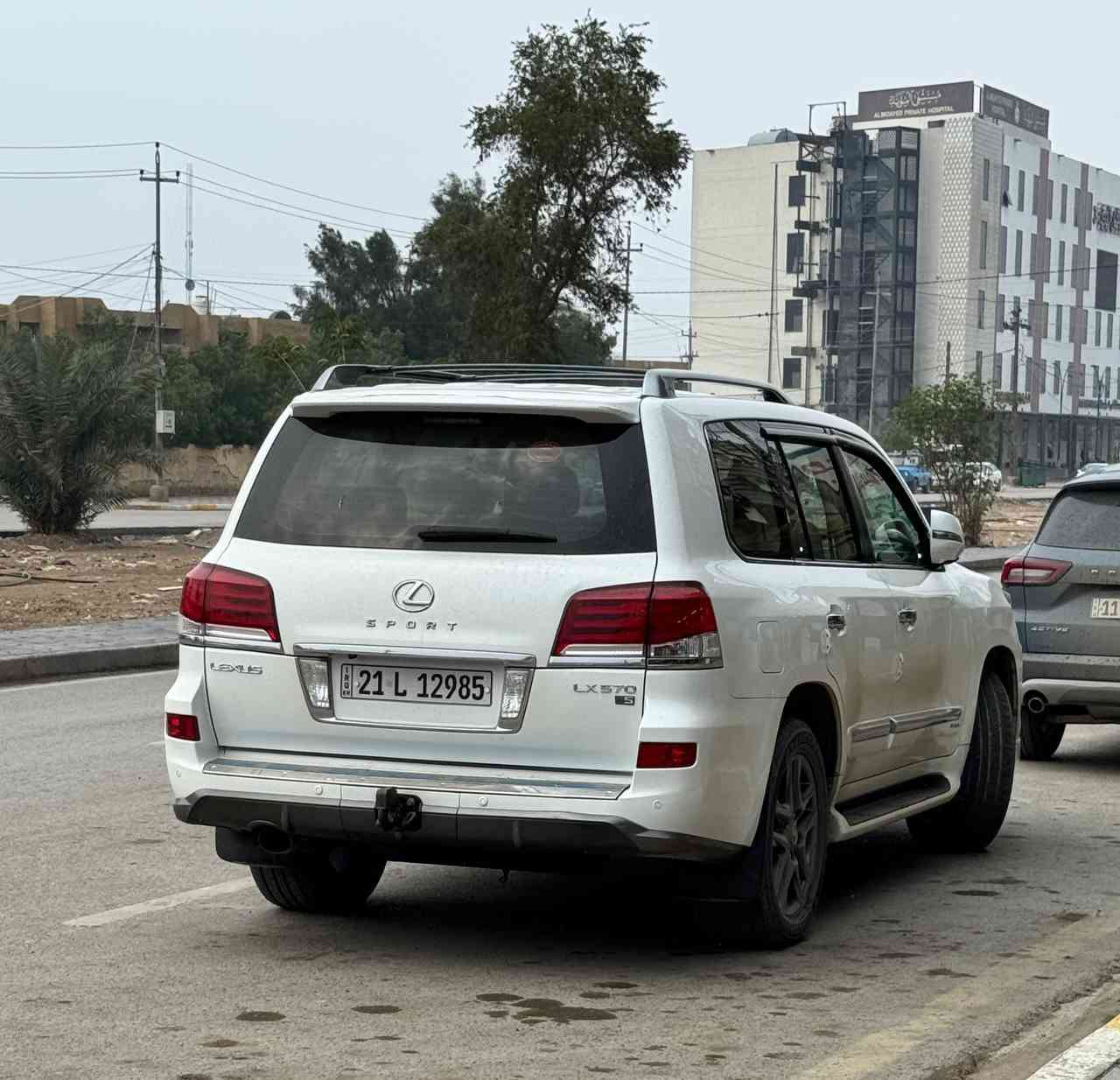 السلام عليكم ورحمة الله وبركاته 
لكزز 2014 بريم للبيع
فول مواصفات 
مكفوله كفاله عامه من الحادث والصبغ
بارد بالجنطه فقط
مكاني الصويره
للاستفسار: ***********
