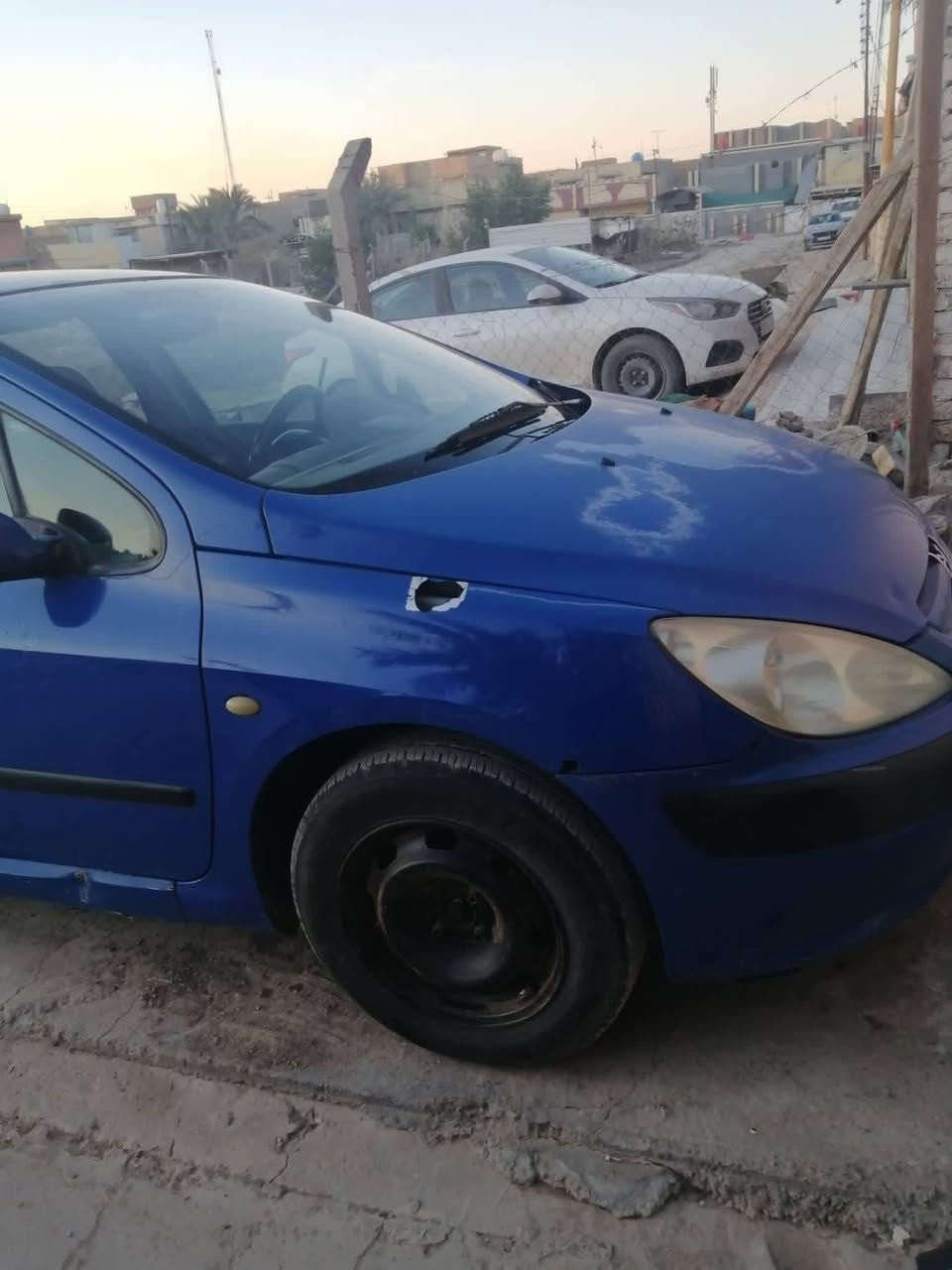 بيجو للبيع سياره بلاديه بدون صبغ السعر 40 ورقه الاستفسار أكثر ***********
