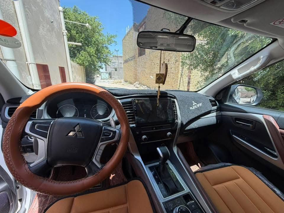 السلام عليكم
🔴باجيرو سبورت الكت الرياضي 🔴

سكنجر ايديشن

السعر 195

موديل 2020

مستعمل ماشية  64 الف كم

محرك 6 سلندر

حجم المحرك: 3000cc

بصمة تشغيل وابواب

مري شفط مع اشاره بالمري

لايت نهاري LED

لايت امامي +بلاجكتور زينون

حساسات امامي خلفي

كاميرا

شاشة كبيرة امامية

ابل كار بلي واندرويد اوتو

دبل اكس فور ويل درايف

كشنات جلد مشمشي

هاند بريك كهربائي

نظام اوتو هولد

نظام مانع تصادم

نظام مساعدة على نزول المنحدرات

ماوس تحكم بالدفع الرباعي

تبريد مركزي 3 قطع

7 راكب

كير شفتات للقيادة الرياضية

فتحة سلايت

كير 8 نمر

منافذ كهربائية 220 فولط للخلف

بيها  PDR جداً بسيط بالجنطة


**إذا كنت صاحب هذا الإعلان وتريد حذفه لأي سبب، رجاءا أرسل رسالة إلى الدعم الفني**