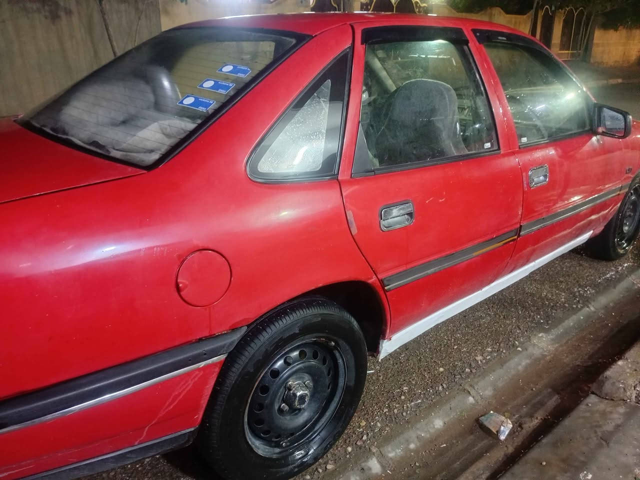 سلام عليكم لبيع اوبل فكتره موديل 1989 سياره جاهز و حلوه محرك 20 سنويه جديد مشروع وطني رقم كركوك  شرط تحويل  بي دفتر بنزين سعر 29ورقه عنوان كركوك داقوق رقم *********** Singapore
