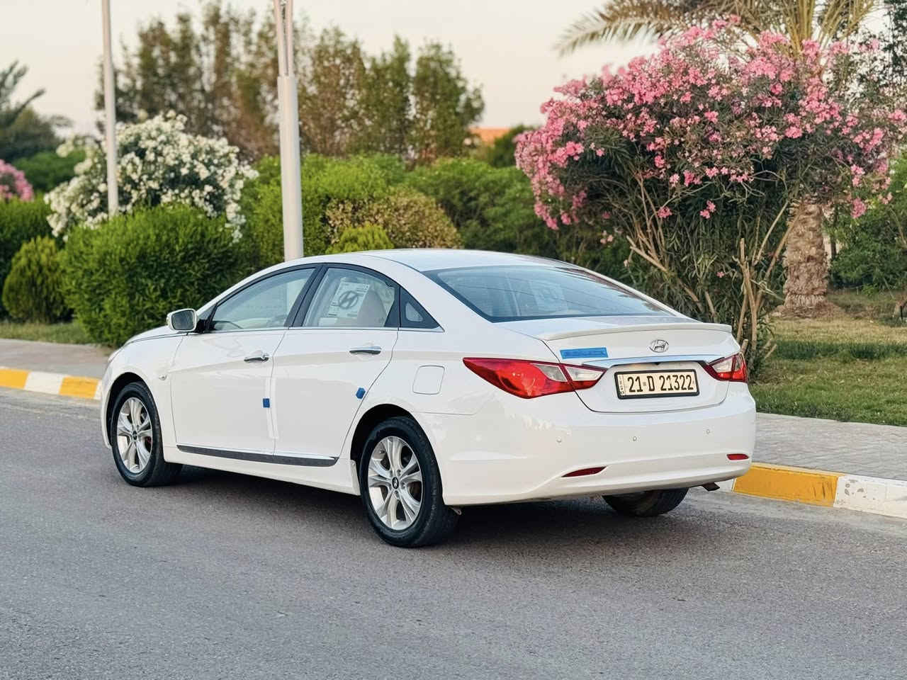 سوناتا 2011خليجي ابيض ثلجي
السعر 105$مجال بسيط 
رقم سليمانيه دولي سنويه لل2030
شرط الغرامات والتحويل 
ماشيه 143KM

⛓️‍💥محرك 4/سلندر دوش ممفتوح شرط لاتبخير ولاتنقيص 
⛓️‍💥كير اتوماتيك بدون اي عيب مال بيت"

مواصفات 
اشاير بالمري 
تبريد قطعتين 
اربعه دسك 

تدفئة /تبريد/كهربائيات/صدر/تايرات/كلها مكفوله 

⚒️سياره استخدام شخصي جديده برغي ما ناقصها Ⓜ️

⚒️سياره كلين من الصبغ السونار مع المنشور Ⓜ️

السعر 105$💸

تايرات 4️⃣ جديدة 🆕 
صدر امامي خلفي كلا جديد 🆕 
مكان السيارة صلاح الدين تكريت الديوم
رجاءً ما أقفل سعر بالتلفون تعال وتدلل 
***********
