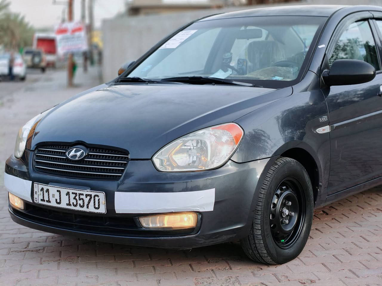 السلام عليكم.. اكسنت موديل 2009 محرك 1600 السيارة مكفولة كفالة عامة مابيها اي نواقص تبريد ثلج ❄️⛄تدفئة🔥صدر امامي خلفي مع المشط جدد... تايرات امامي خلفي مع الأسبير جدد. السيارة جديدة ومامتعوبة مال بيت كتلوكات الشركة بعدها بيها🩷
مكاني بغداد حي اور✔️
سعرها 95 وبيها مجال بسيط للشراي🩵
للتواصل اتصل على الرقم مامتواجد على الماسنجر ***********✔️
ماتعجبك السيارة اكتبلك كلمة حلوة🩷
