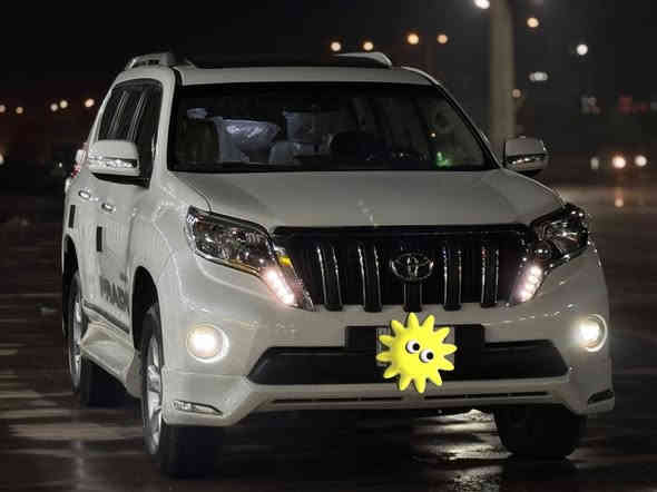 السلام عليكم برادو  2011 محدثه 17 بدون صبغ ماشيه 185 السياره كلشي جديد بيه صدر تخم تاير كلشي مكفول حته السماعات شاد سستم بيه الاصلي امئشرلك المكانات الي بيه ملاحظات مو صبغ السعر 250ورقه وبيه مجال 
مكان بغداد 
السياره 6سلندر كويتيه 
***********
