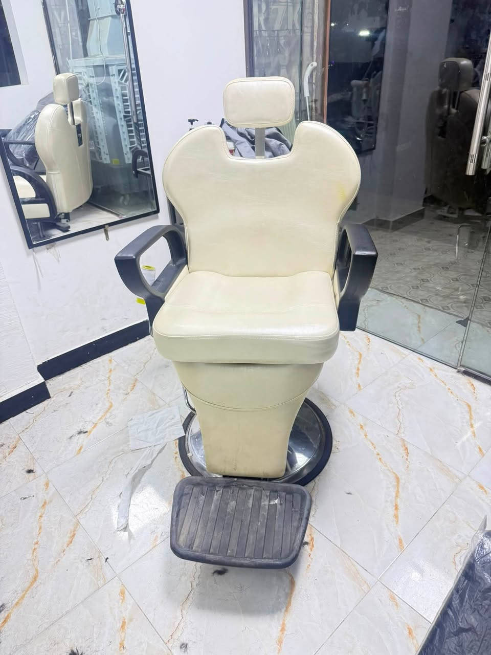 مستخدم اسبوع واحد للبيع
***********

