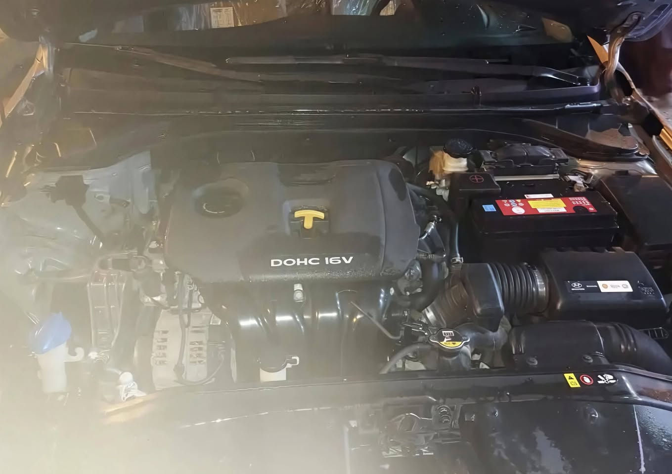 سلام عليكم 🌹🌹🌹
اللنتره موديل 17 امريكي
حادثه  خلفي صندوك  وبيها رشات جاملغ خلفي يعني 3قطع 
مكينه 2000 دوش گير حداديه تبريد كله جاهز 
تخم تاير جديد
سياره جاهزه ما متعوبه 
ترايها شرط زيرو 
مواصفات عاديه شاشه كامره تحكم ستيرن وبعد بيه مواصفات 
رقم بغداد أنگليزي هزه جديده تحويل ثاني يوم 
 
***********
متواجد واتساب
 سعرها 118$
وبيه مجال بسيط للطيبين
تعال افحص سونار واقتنع وسهله وشايف كل الخير مقدما 
العنوان بغداد حي الفرات قرب حسينيه المصطفى مجاور أسواق رائد
