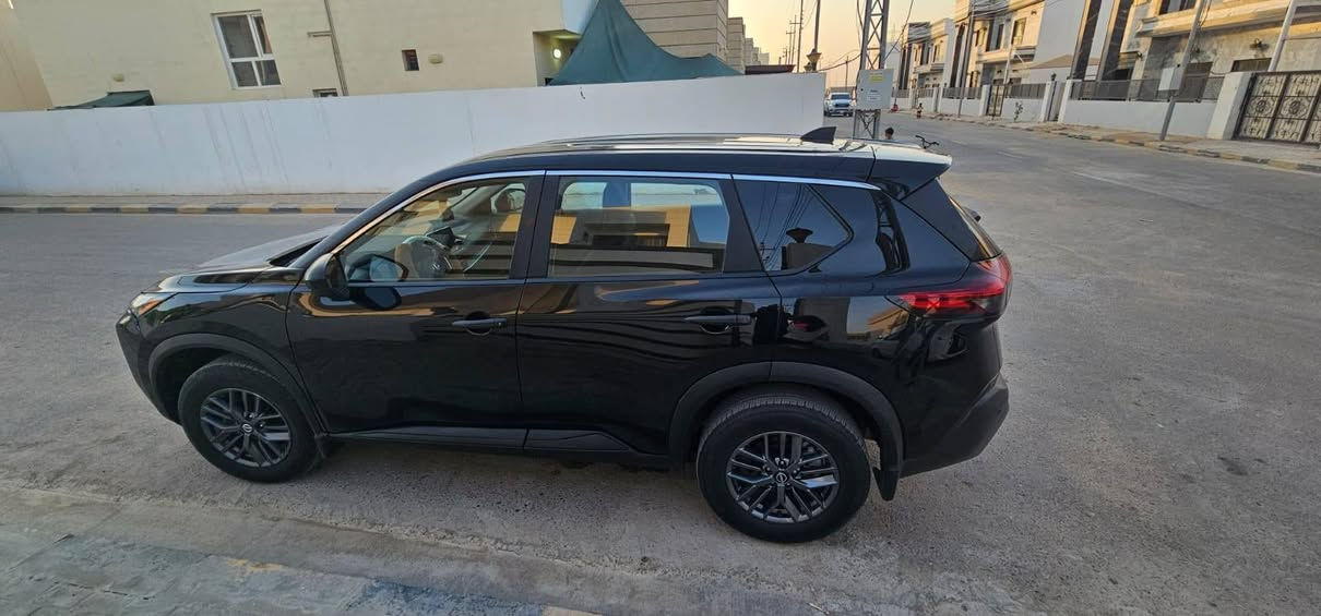 نيسان روج  موديل2023 الشكل الجديد وارد امريكي شرط التحويل بأسم المشتري أو وكالة عامة بالسيارة
حجر البيئه بلادي  
مواصفات    

بصمة تشغيل 
ابواب بصمة
تبريد قطعتين
رادار امامي خلفي جانبي 
تحديد مسار قيادة آليه
1500 تيربو محرك
مانع تصادم خلفي امامي
نقاط عمياء 
تبريد قطعتين 
شاشة ايباد تدعم كار بلي 
صندوق كهرباء
حساس اطارات 
ليد امامي نهاري
كشن السائق كهرباء
 
فول تحكمات استيرن جهتين
تبريد بيانو شاشة منفصل
سايد بريك بصمة 
اوتو هولد 

حساسات خلفية 
أنضمة قيادة 
وباقي المواصفات معروفة  للسيارة
سعرها 175 وبيه مجال 
مكان سياره صــــــلاح الـــــدين تكريت 
رقمي *********** ابو همام
