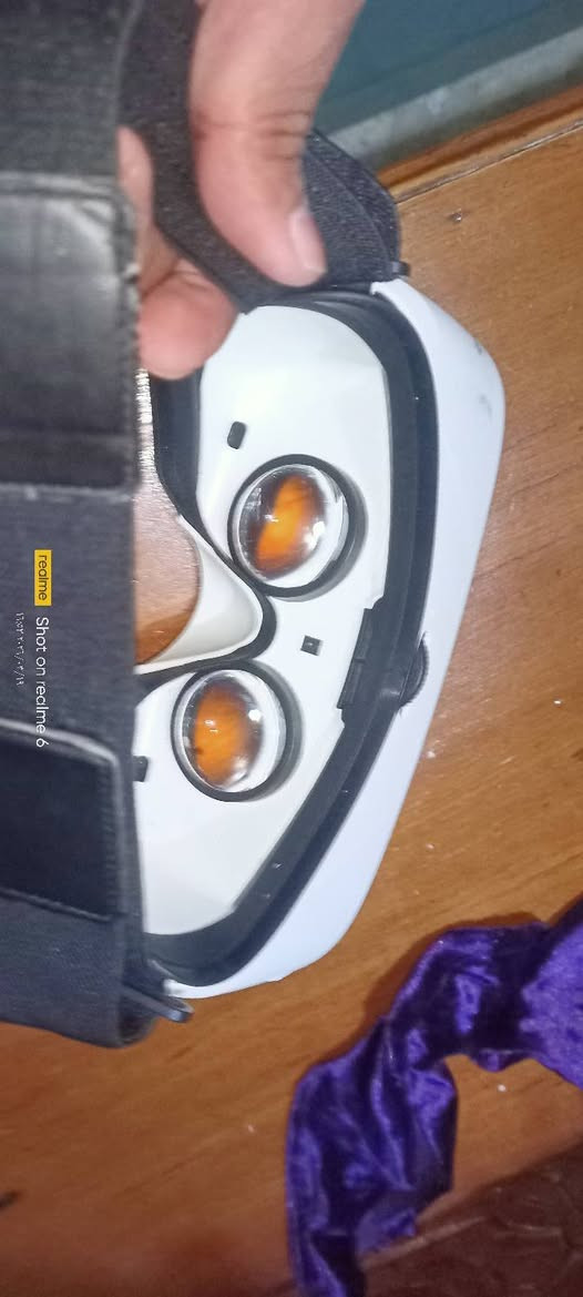 سلام عليكم نظاره كير في ار من شركه سامسونج اصليه تحتوي ع مدخل كلاكسي سعرها 25وبيها مجال


**إذا كنت صاحب هذا الإعلان وتريد حذفه لأي سبب، رجاءا أرسل رسالة إلى الدعم الفني**