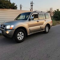 يالله سلام عليكم للبيع باجيرو بجعه موديل 2003 لاضربه ولاصبغ فقط دعاميه...