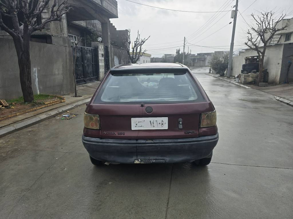 ئۆپڵ ئەسترا
ئاڕم پلاستیکی سلێمانی
مۆدێل ١٩٩٢
مەکینە ١٦ی قایش پان
گێڕ و مەکینە بەشەرت
توندو تۆڵ
نرخی ٢٨ و معامەلە
*********** رانية, السليمانية
