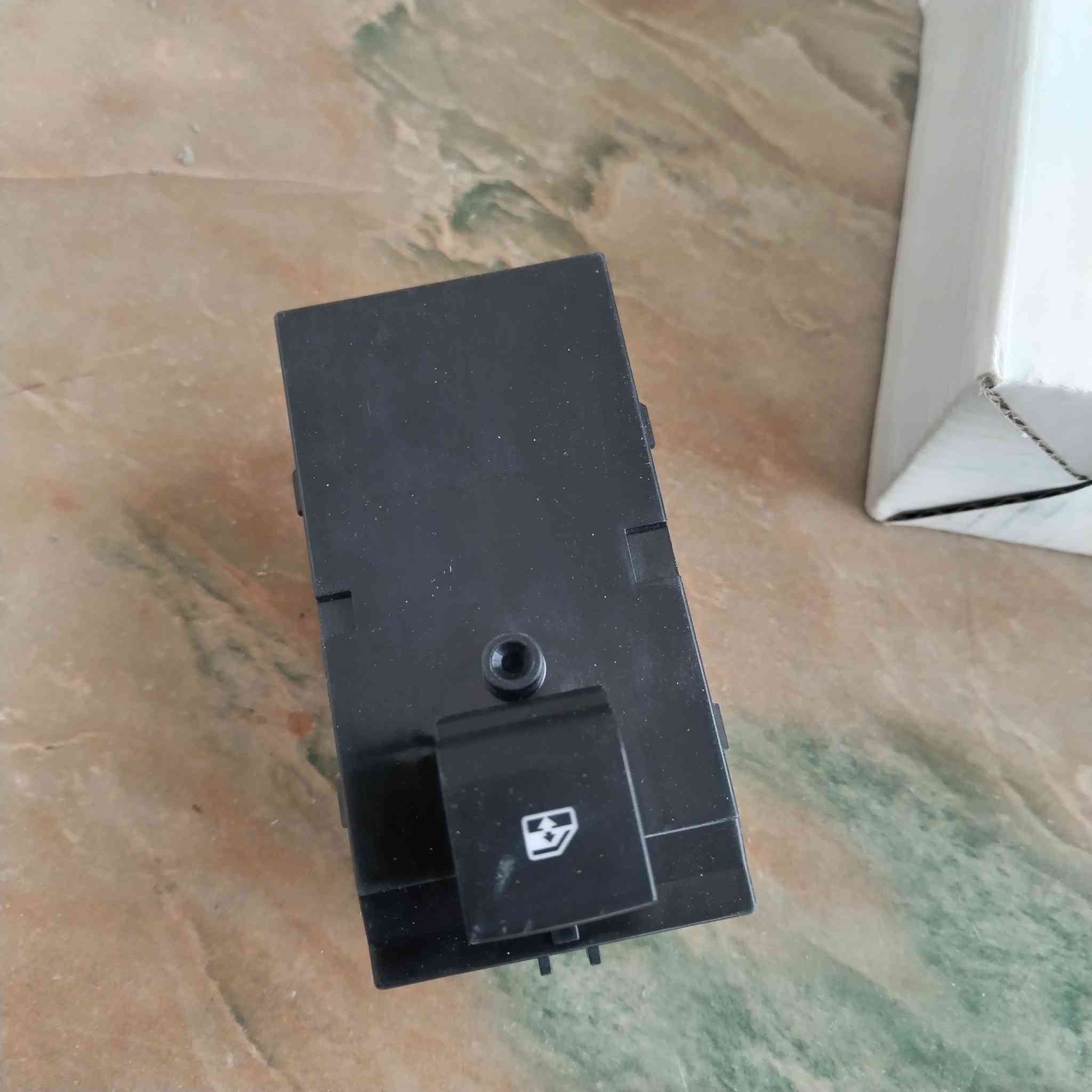 دكمه جامة كروز خلفيه جديدة
بخاخات كروز خليجي
جك + ماطور دكشن
للبيع.. وموجود توصيل
***********
