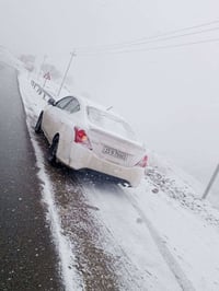 نيسان سني هندي.  موديل ١٨. بيها جاملغين امامي  وبنيد بدون دواخل  مكاني...