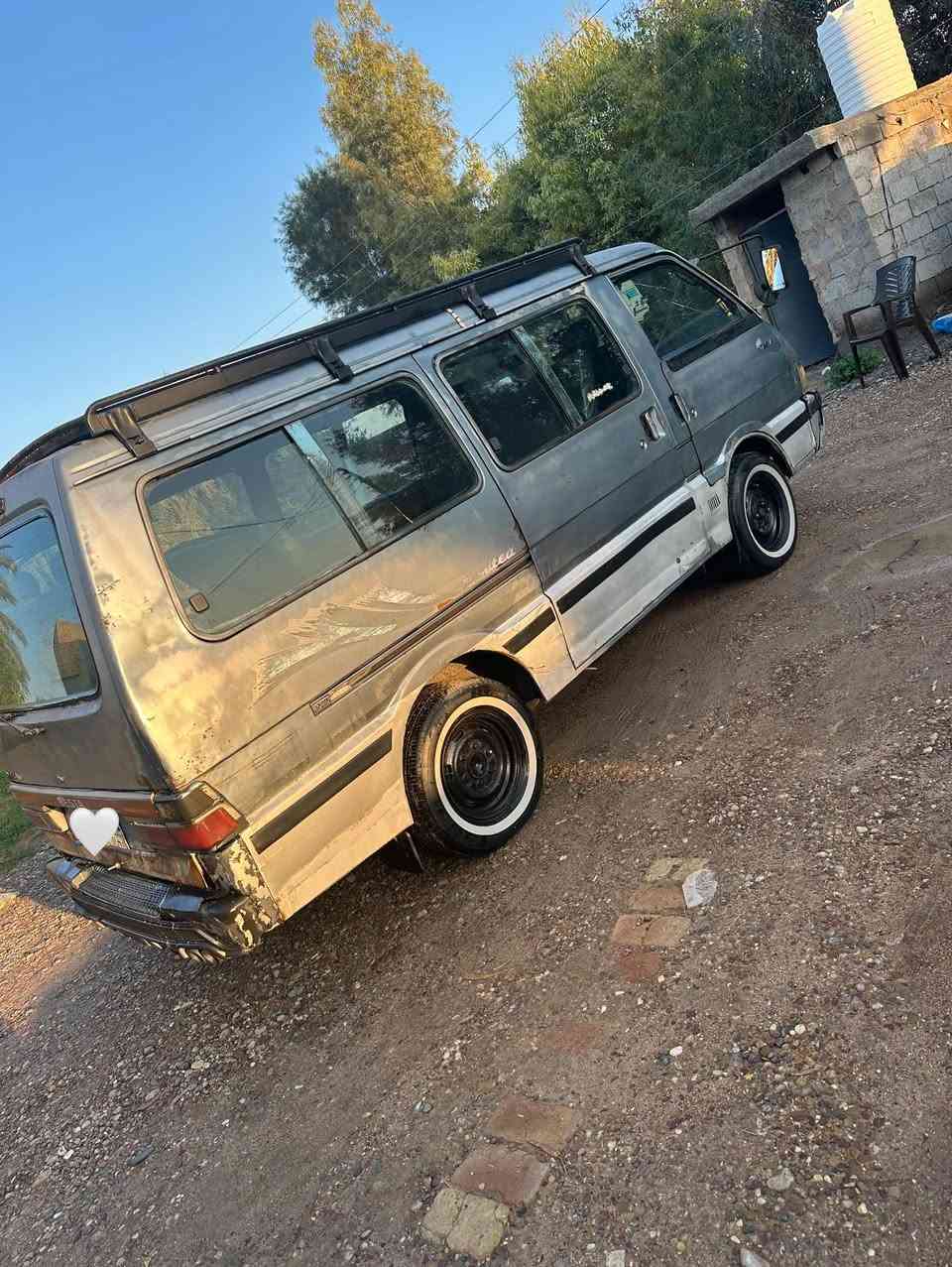 السلام عليكم كيا بستا موديل 94 السيارة بسمي بغداد سنويتها تنتهي بسنة 2027 السيارة مابيها قطرت معجون او صبغ خياسات ملكطهن كاعيتها جديدة و مزفتة دشومتها زينة سفاري من الدعامية للدعامية تنتة مدوشمها تخم تاير كهربائيات شغالة السعر ٤٠و بيها مجال قليل تريد تحويل او وكالة السيارة مصفرة هيئة عيلها غرمات مليون ونص اكطعهن من السعر مكاني بغداد الرضوانية رقم الموبايل ***********
