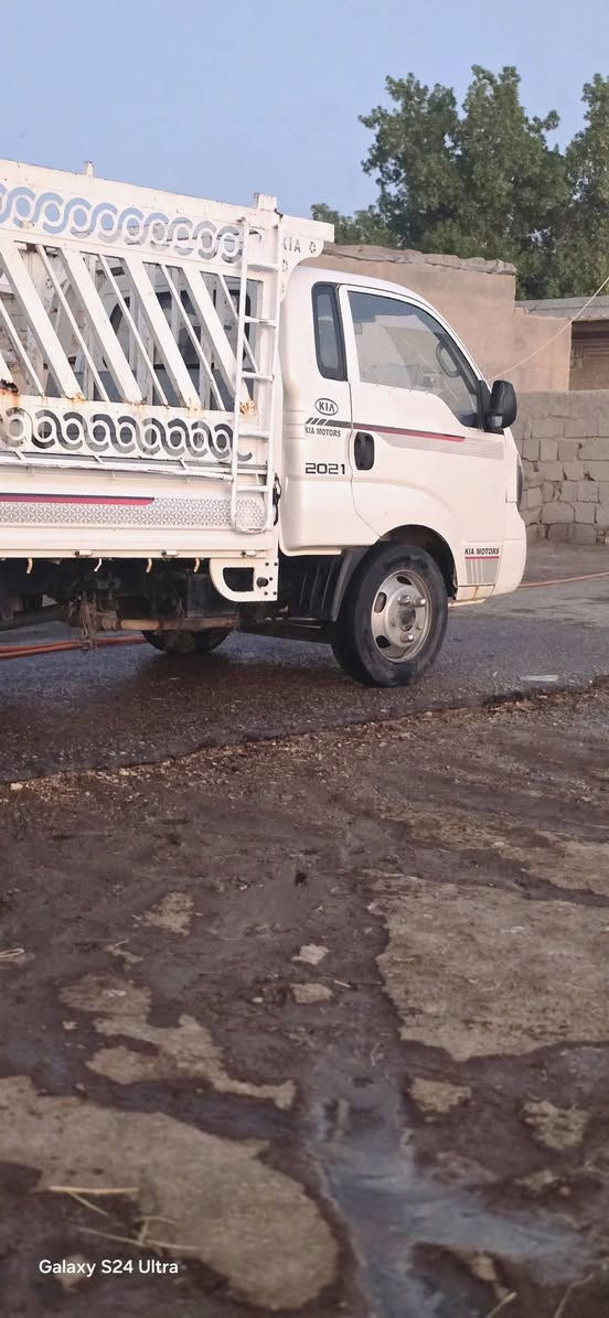سلام عليكم كيه فحل موديل 2018 رقم ميسان  سنويه لعد27 مكينه لاتنقيص ولا تبخير لمكان ميسان العماره رقم واحد *********** البيع مراوس وسعر 115 وبيه مجال
