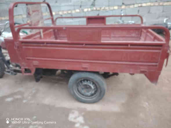 ستوته للبيع موديل ١٣ أوراق بأسمي نضيفه شغاله كلشي مابيهه نقص كربلاء الحسينيه السعر ٧٥٠ رقمي ***********
