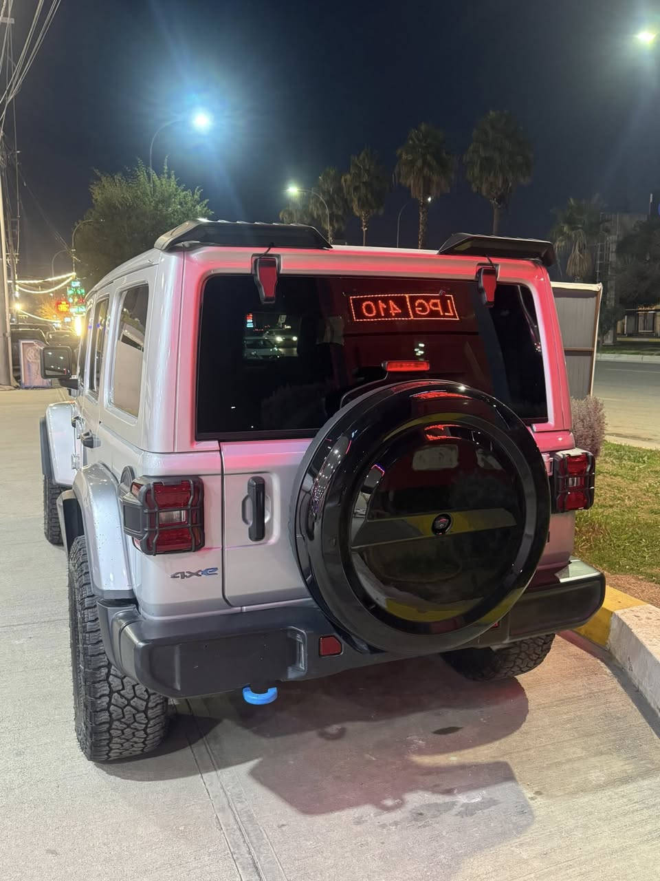 جێب رنگلر ٢٠٢٣ مواصفات  ویلس هایبرد
***********
