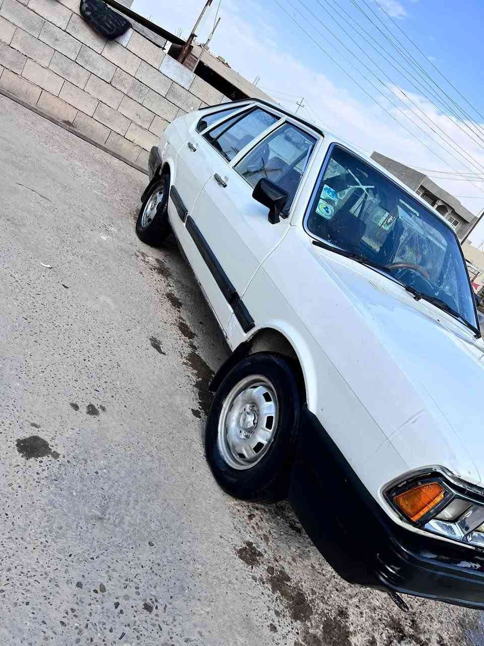 السلام عليكم للبيع برازيل موديل 88
رقم نينوى دولي كير محرك كفاله 
كهربايات شغاله صدر نص عمر 
السعر 25 وبيه مجال 
مكان السياره صلاح الدين الضلوعيه 
اتصل ***********.     ***********
