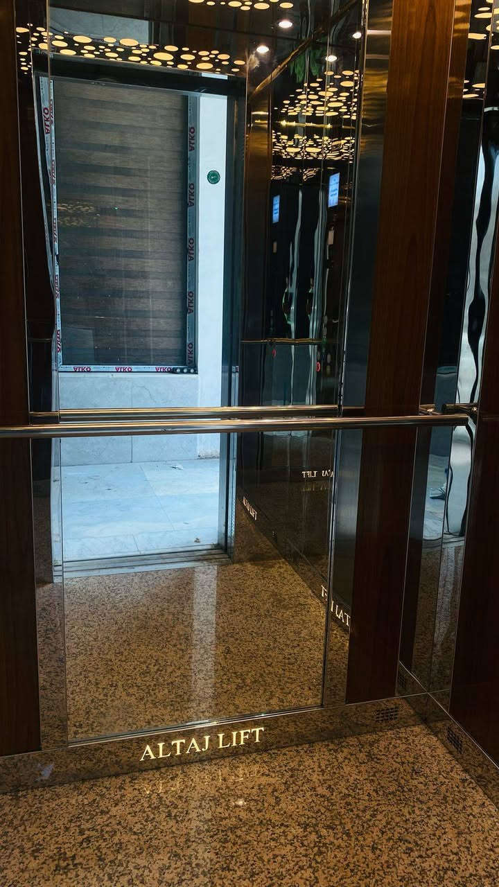 شركة التاج للمصاعد والسلالم الكهربائية .. وين ما تكون احنا نوصلك! 🚀
أمان، جودة، وسعر مناسب.
🛗 مصاعد منزلية وتجارية.
📈 سلالم كهربائية للمولات.
🔧 صيانة دورية وضمان على جميع الأعمال.

📞 ***********
📍 الكرادة - بغداد

تواصلوا معنا الآن، فريقنا بالخدمة. 🤝

#مصاعد_العراق #الكرادة #بغداد #شركة_التاج
