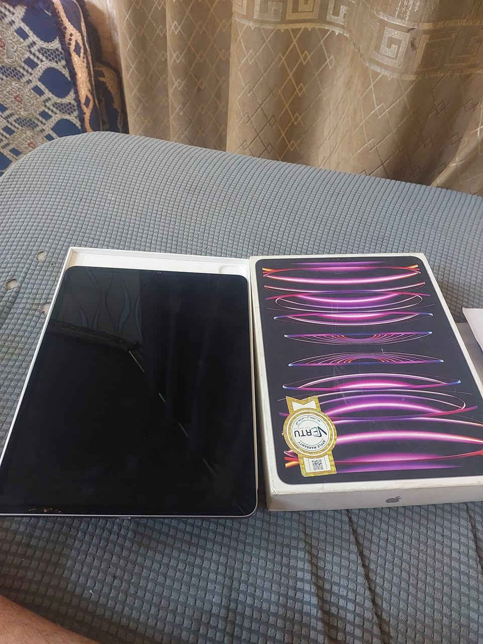 سلام عليكم ايباد برو ١٢ فاصله ٩ ١٤٤ فريم ذاكره ٢٥٦ الجهاز شخط مابي نضيف السعر ٨٥٠ بي مجال بصيط كامل ملحقاته العنوان بغداد الشعب ***********
