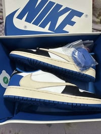 امزون اصليه • مقاس ٤٢ • كلش مرتبه