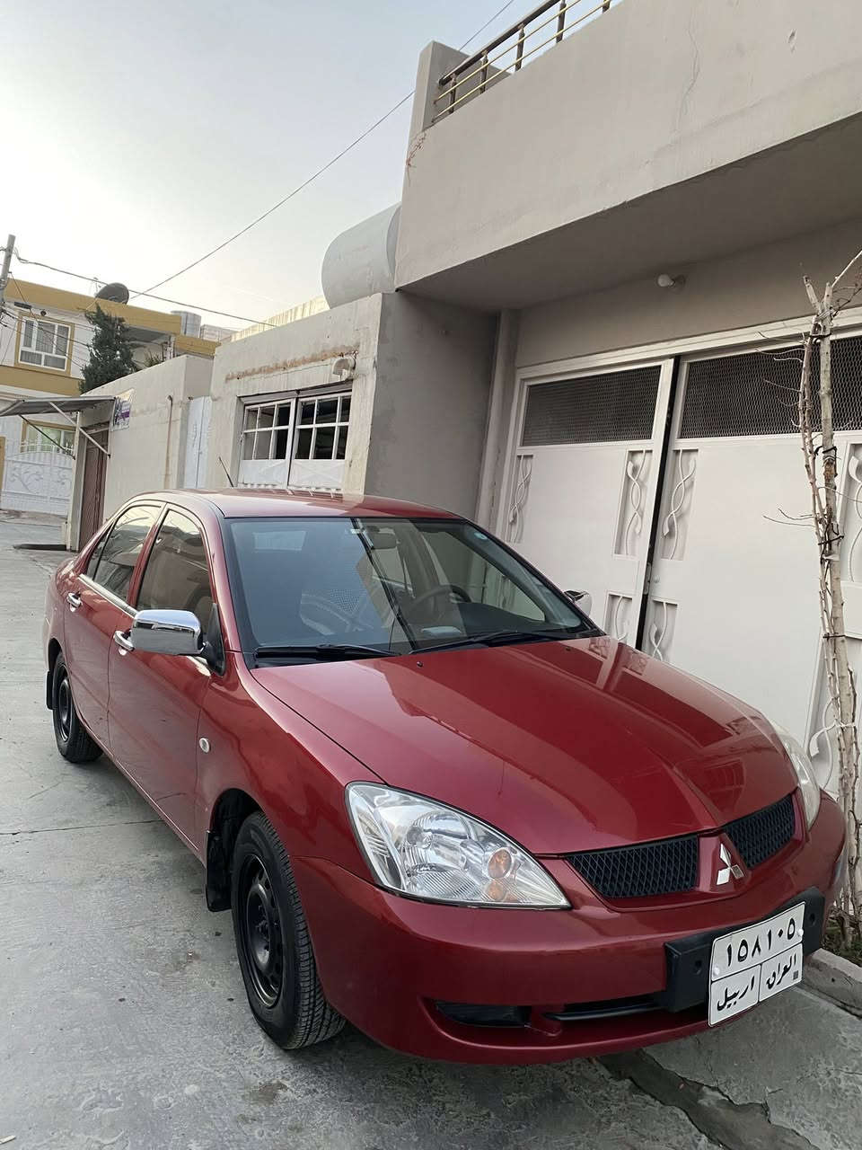 بەناوی خوا گیان
لانسەر(گێر عادی،٢٠٠٩)
(بێ بۆیاخ ،بێ کاڵبونەوە ،تەنانەت دەعامیەکانیشی بۆیاخ نیە ، قەترە کاڵبونەوەی نیە پارێزراوە ،لە سفرەوە ٣ دەستی کردوە ، شاشە ئایپاد ، سەنەوی بەسەر چوە ،چوار تایەی تازەی بۆ کڕدراوە ، مەکینەی نەکراوەیە تەنها کلاج و عەینەم گۆڕیوە )
شوێن ڕانیە 
نرخ ٨٢ معامەلەیەکی کەم


**إذا كنت صاحب هذا الإعلان وتريد حذفه لأي سبب، رجاءا أرسل رسالة إلى الدعم الفني**