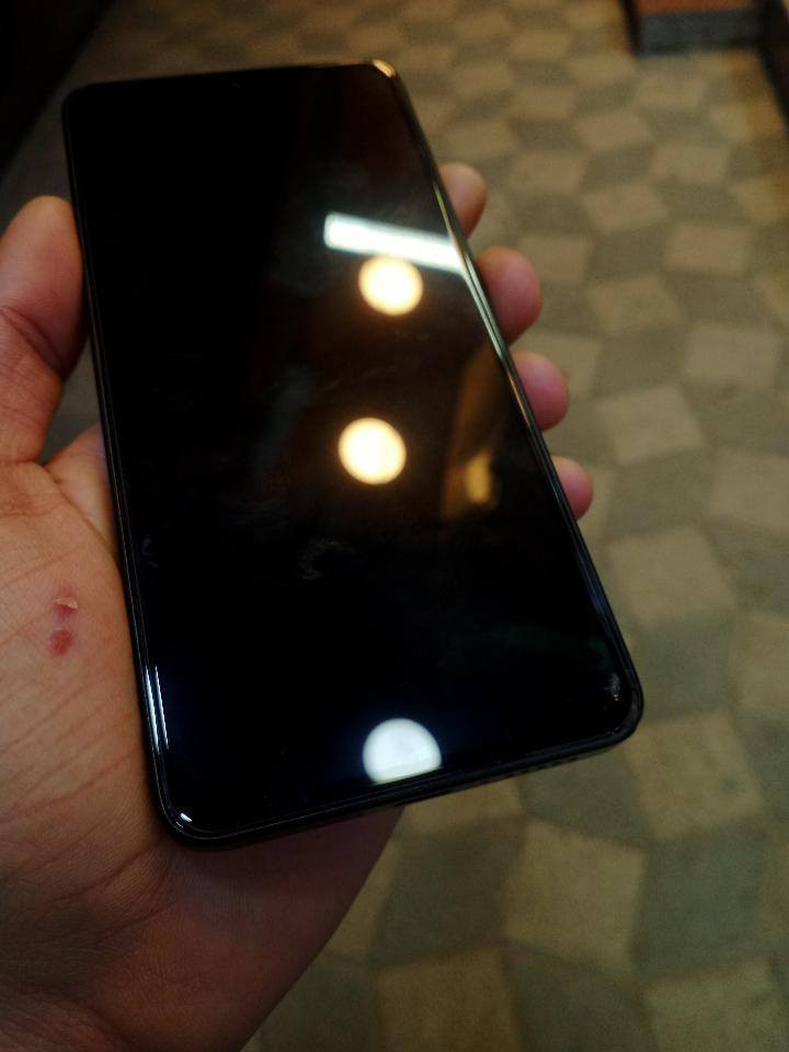 ب 275الف فقط ..

بوكو X7 برو 5G 

ذاكرة 512

بوبجي فول 

دبل سماعه ستيريو صوته عالي 
كامره تخبل 
بصمه بل شاشه سريعه بصمه وجه 

الجهاز مكفول من فتح وتصليح 

بي فطور خفيفه مثل الشعراية من جوة ما مأثر على الجهاز بشي 
  
او مراوس حسب ل قناعه


**إذا كنت صاحب هذا الإعلان وتريد حذفه لأي سبب، رجاءا أرسل رسالة إلى الدعم الفني**