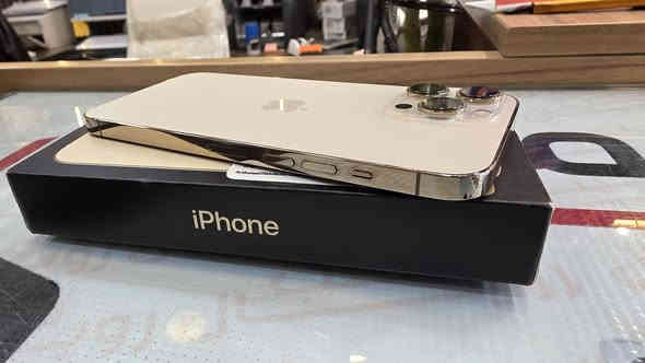 نشتري جميع الاجهزه الجديده والمستخدمة 

13برو ماكس عربي شرق أوسط بطاريه 78 مكفول وبيه ظمان ذاكرته 256 ملحقاته كامله كيبل اصلي كارتونته الاصليه ومطابقه مع جهاز سعر 725الف

العنوان ديوانيه شارع المصورين مكتب رويال للاتصالات قرب مصور سومر ***********
***********
بيع او مراوس
