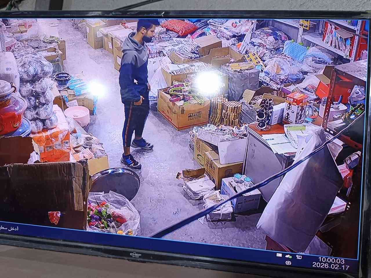 السلام عليكم عندي كامره للبيع كلشي واضح فقط كامره وحده أبيض وأسود سبب ما اعرف وبقيه ملون سستم 4كامره الكامره ما بيها شي وحلوه وتحفظ للتواصل واتساب ***********
