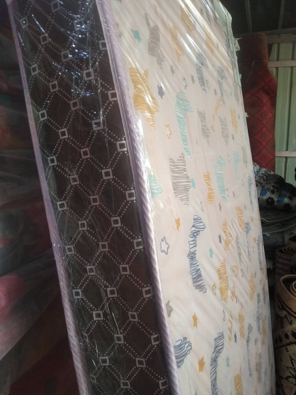 وصول دواشك جرباية نفر درجة اولى
القياس 90*190
الارتفاع 12سم 
والسعر 17 الف 
العنوان المدحتية مقابيل دائرة الزراعة بإدارة عادل الرويعي مجمع الروان للمفروشات العصرية 
***********
يوجد توصيل
