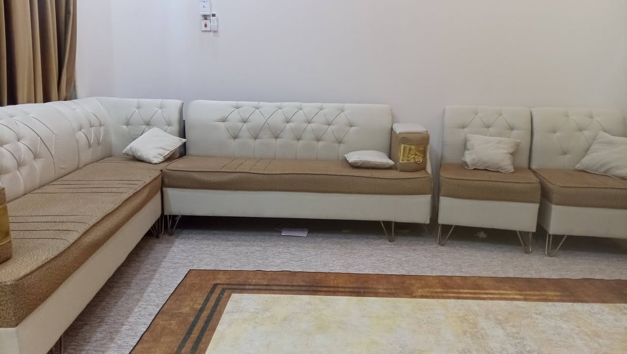 تخم تركي للبيع السعر ٣٥٠ الف نضيف ومرتب مثل ما موضح بالصورة ٥ قطع ١٠ نفرات ***********
